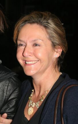 Amanda Burton