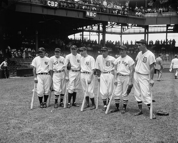 Joe DiMaggio (center) with fellow All Stars in 1937. Photo from the U.S. Library of Congress