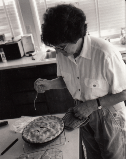 My mom checks a pie... around 1990?